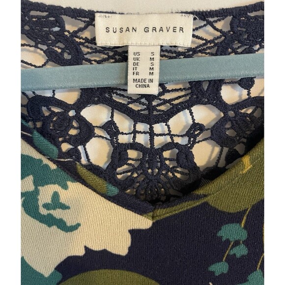 Susan Graver Knit Macrame Floral & Leaf Design Poncho Women’s Size Small - Picture 2 of 12